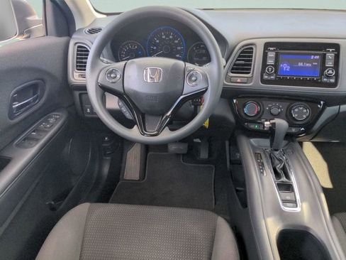 Used 2019 Honda HR-V LX image 13