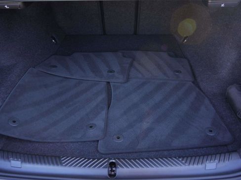 Used 2025 BMW i5 xDrive40 image 6