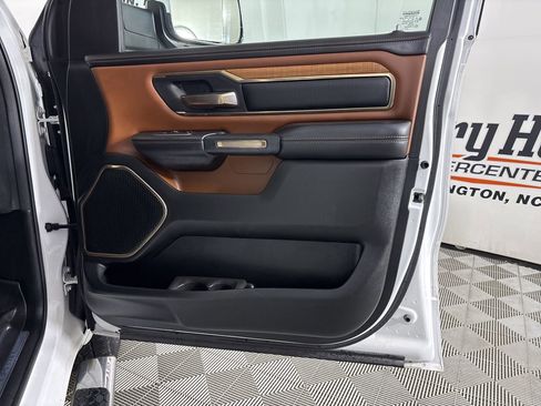 Used 2022 RAM 1500 Limited w/ Bed Utility Group image 28