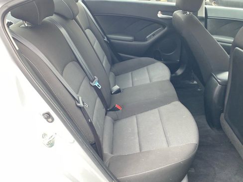 Used 2018 Kia Forte LX w/ LX Rear Camera Package image 22