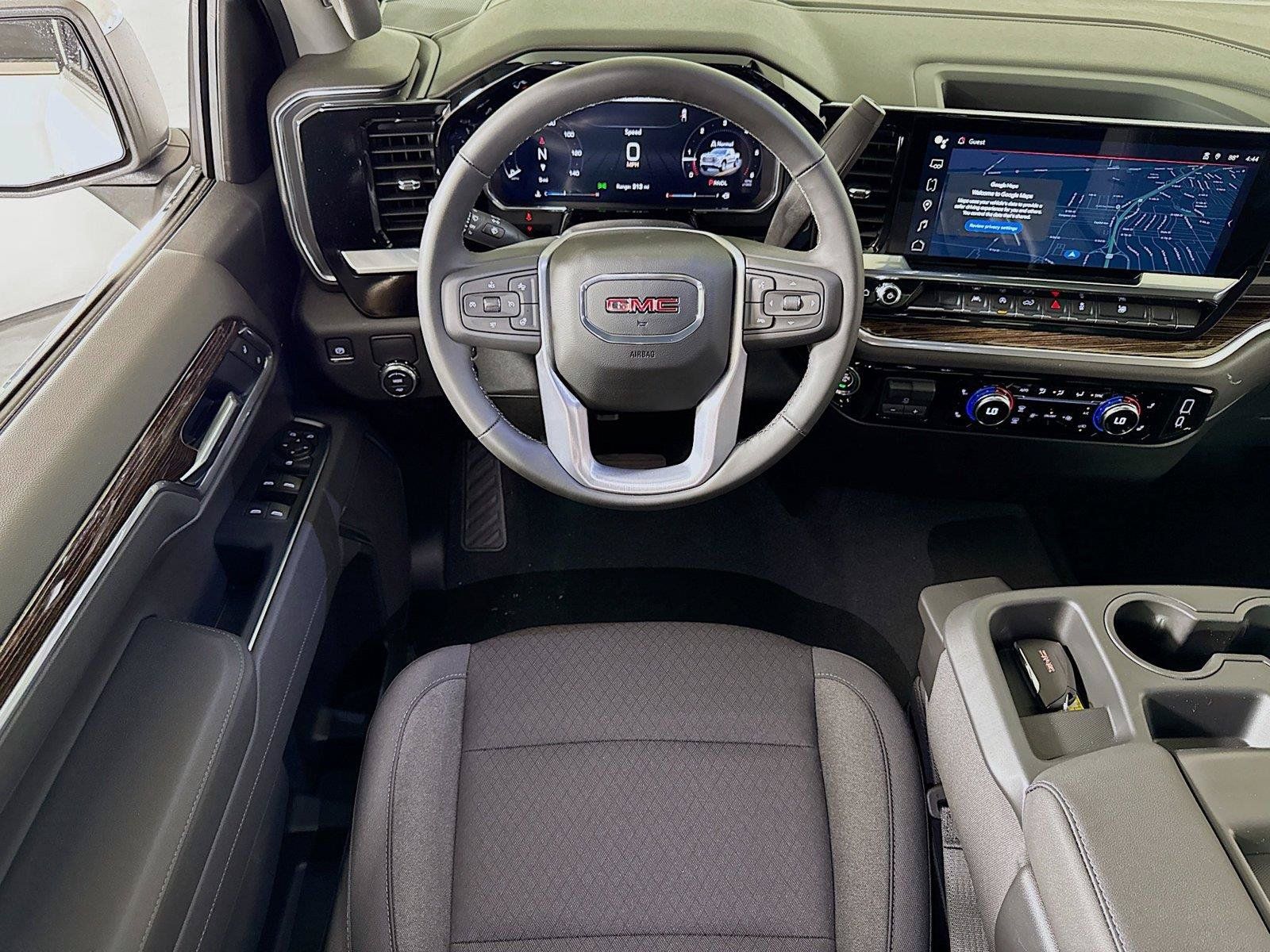 New 2026 GMC Sierra 1500 SLE w/ Preferred Package RWD image 15
