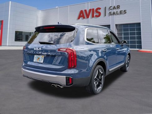 Used 2025 Kia Telluride S image 5
