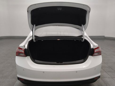 Used 2022 Chevrolet Malibu LT FWD image 29