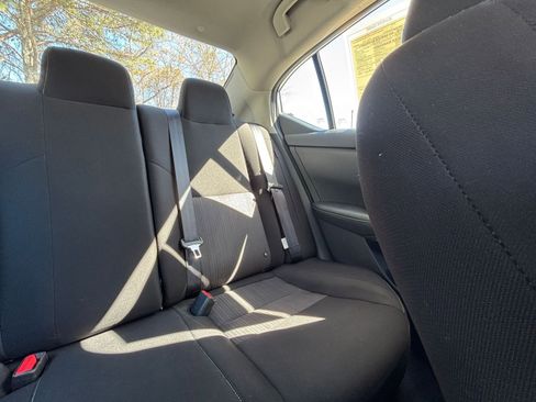 Used 2025 Nissan Sentra SV image 38