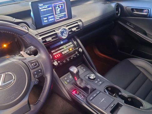 Used 2022 Lexus IS 350 F Sport image 22