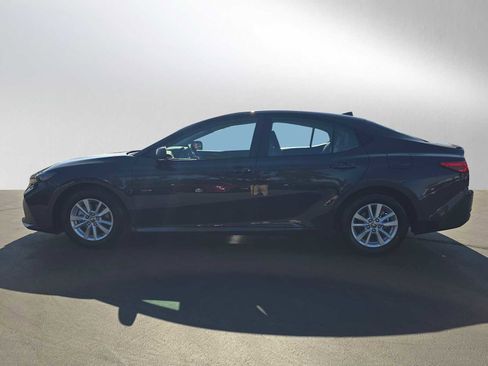 Certified 2025 Toyota Camry LE image 6