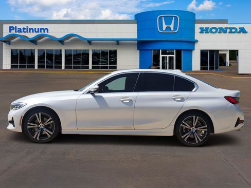 Used 2021 BMW 330i xDrive Sedan AWD/4WD image 3