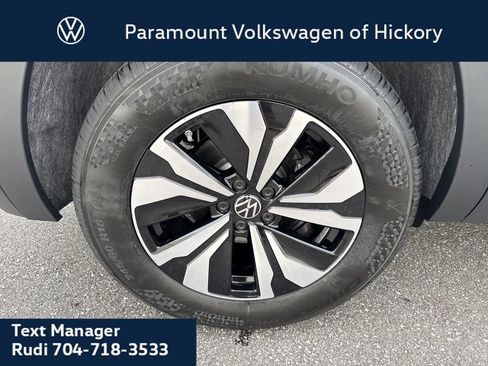 New 2026 Volkswagen Atlas Cross Sport SE AWD/4WD image 10