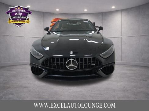 Used 2022 Mercedes-Benz SL 63 AMG 4MATIC w/ Driver Assistance Package image 11