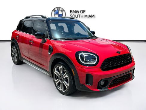 Used 2024 MINI Cooper Countryman S FWD image 1