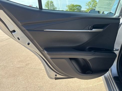 Certified 2025 Toyota Camry LE AWD/4WD image 18