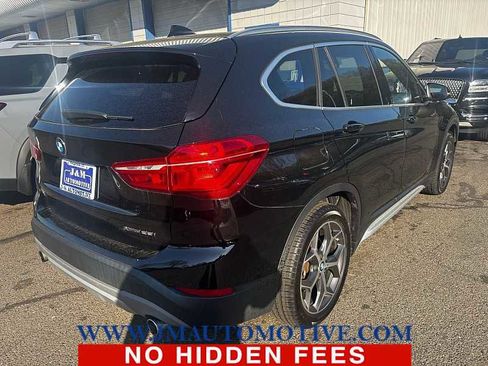 Used 2018 BMW X1 xDrive28i w/ Convenience Package AWD/4WD image 3