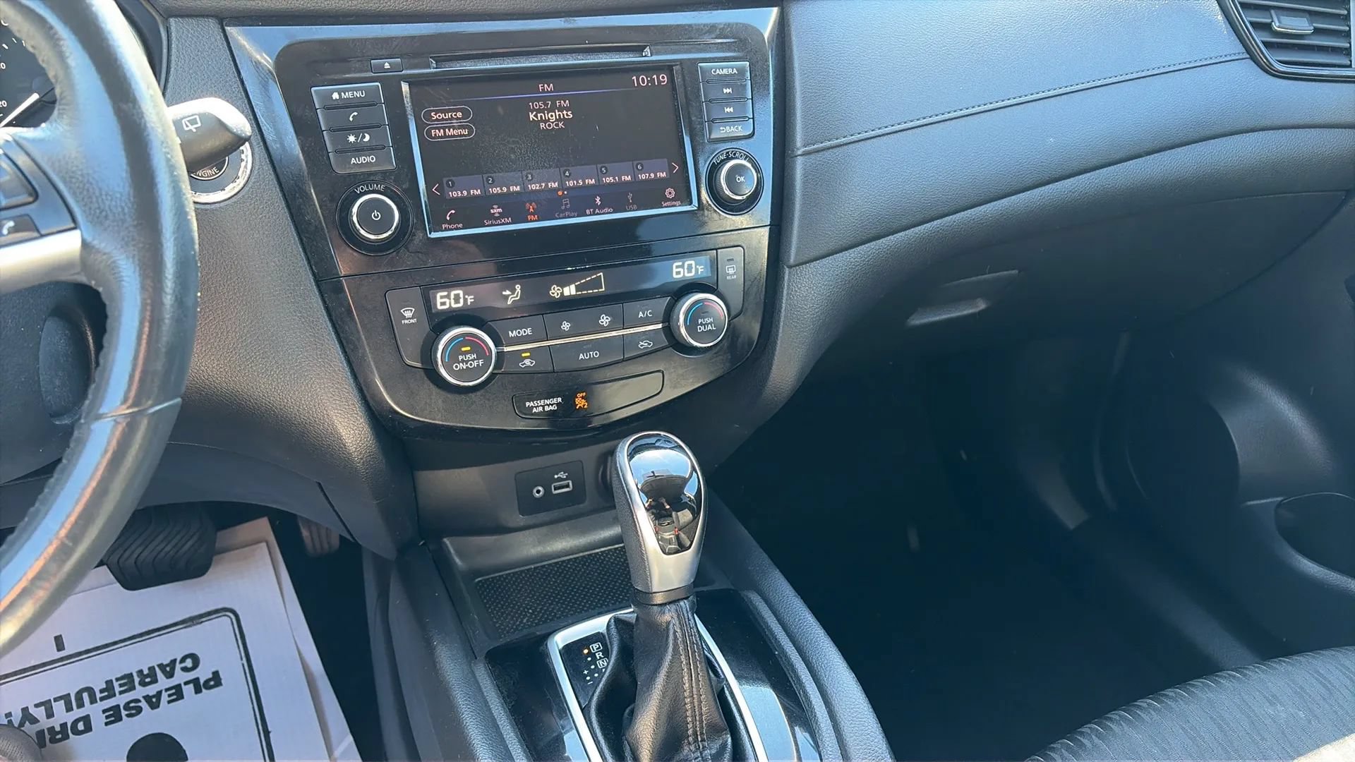 Used 2018 Nissan Rogue SV FWD image 22