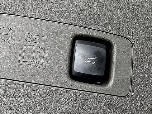 Used 2020 Lincoln Corsair FWD w/ Premium Package image 29