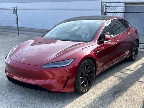 Used 2025 Tesla Model 3 Performance AWD/4WD image 3