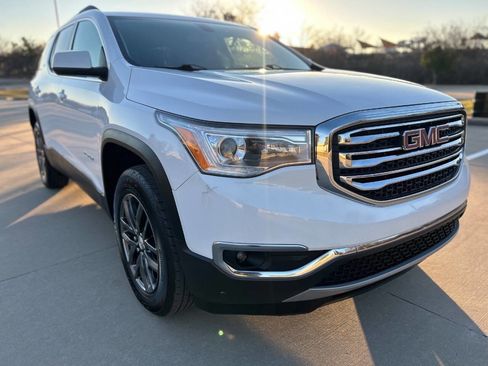 Used 2019 GMC Acadia SLT image 4