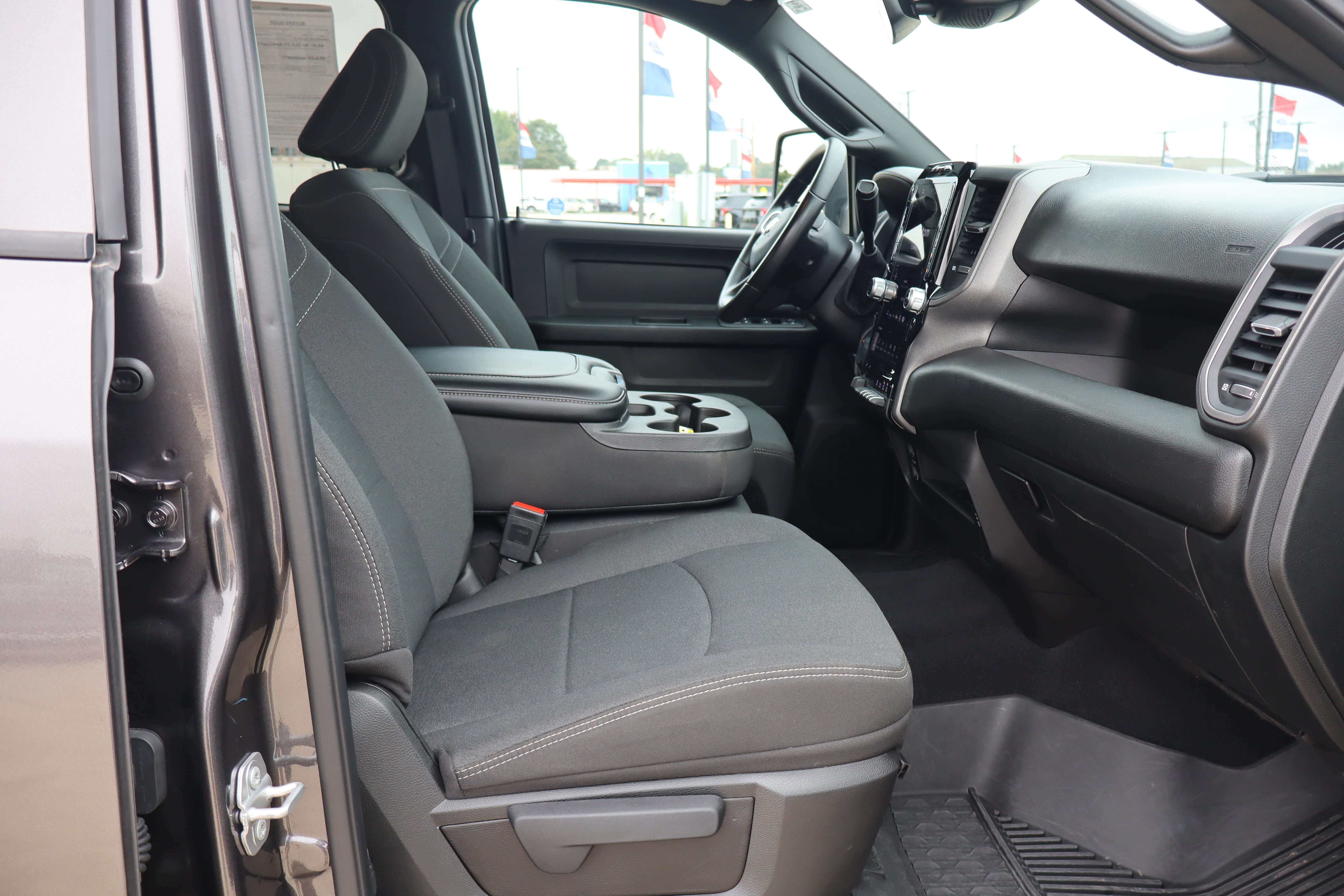 Used 2025 RAM 2500 Tradesman AWD/4WD image 12