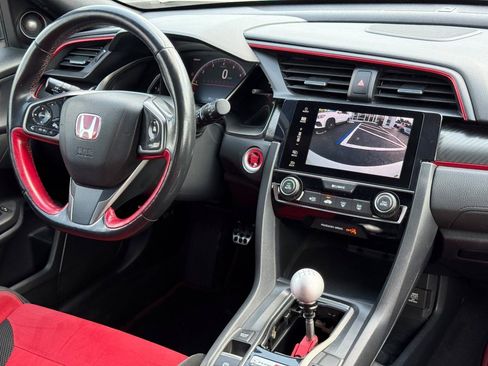 Used 2018 Honda Civic Type R image 10