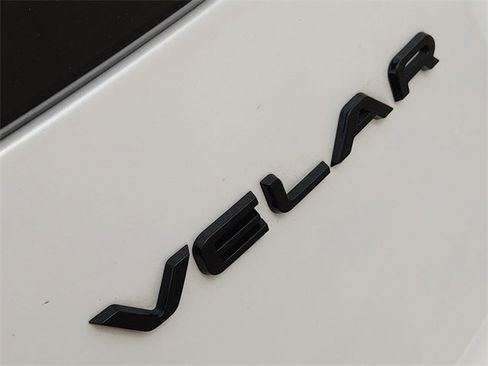 Used 2025 Land Rover Range Rover Velar S image 12