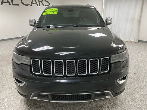Used 2017 Jeep Grand Cherokee Limited w/ Luxury Group II image 2