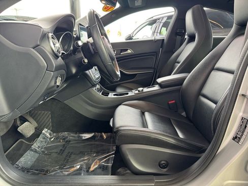 Used 2018 Mercedes-Benz CLA 250 CLA 250 image 13