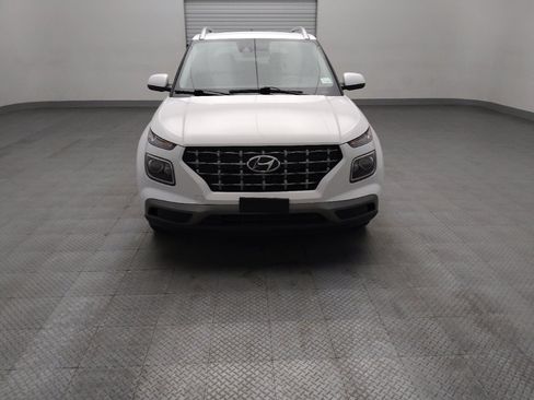 Used 2020 Hyundai Venue SEL w/ Convenience Package FWD image 14