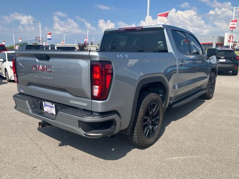 Used 2025 GMC Sierra 1500 Elevation AWD/4WD image 7
