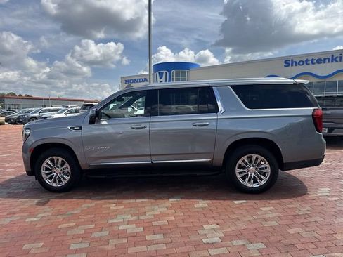 Used 2023 GMC Yukon XL SLT w/ SLT Luxury Package AWD/4WD image 25