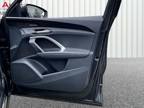 Used 2025 Audi Q5 Premium Plus w/ Premium Plus image 28