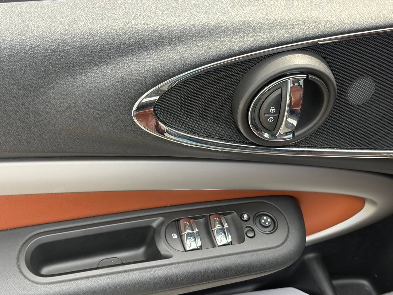 Used 2023 MINI Cooper Clubman S FWD image 5