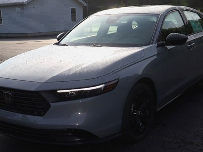 New 2025 Honda Accord SE