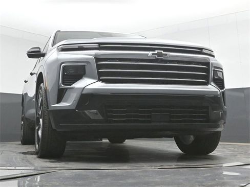 Used 2026 Chevrolet Traverse High Country image 44