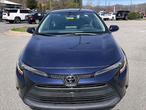 Used 2024 Toyota Corolla LE FWD image 10