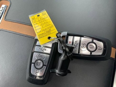 Certified 2024 Ford F250 Platinum image 43