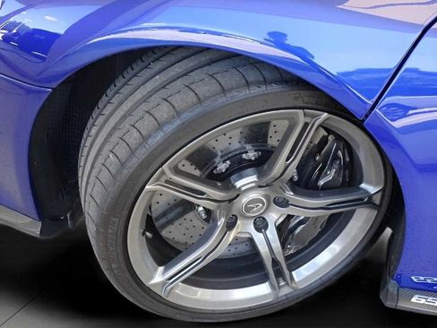 Used 2015 McLaren 650S Spider RWD image 37