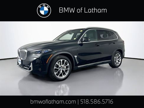 Used 2026 BMW X5 xDrive50e w/ Climate Comfort Package AWD/4WD image 1