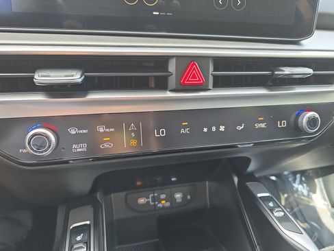 New 2026 Kia Sorento X-Line EX AWD/4WD image 23