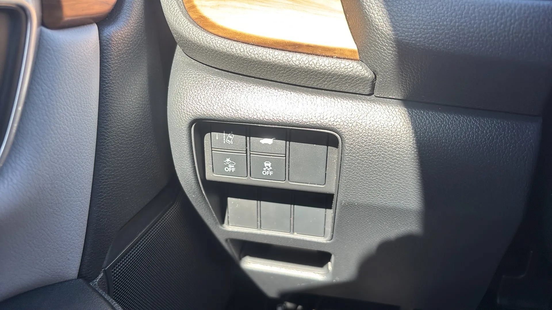Used 2019 Honda CR-V EX-L image 16