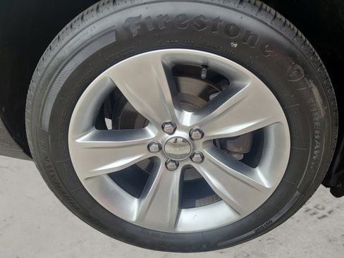 Used 2019 Dodge Challenger SXT RWD image 10