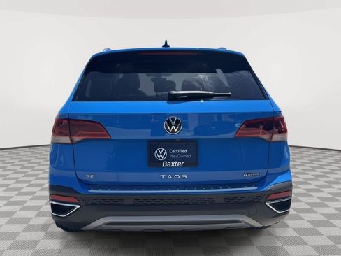 Used 2023 Volkswagen Taos SE w/ Panoramic Sunroof Package AWD/4WD image 4