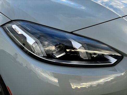 Used 2025 BMW M235i xDrive w/ Premium Package image 31