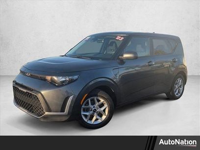 Used 2023 Kia Soul LX w/ Option Group 015