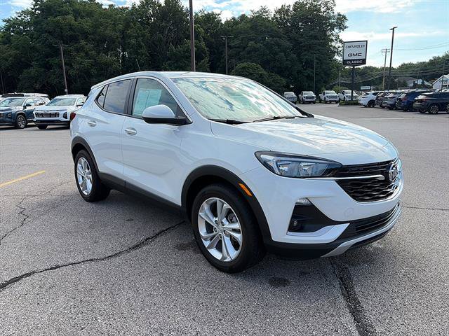 Used 2023 Buick Encore GX Preferred w/ Cold Weather Comfort Package FWD image 8