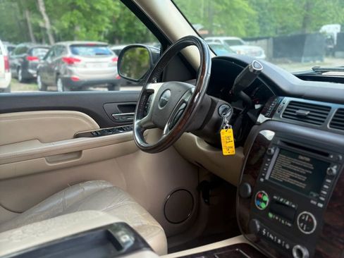 Used 2007 GMC Yukon XL Denali AWD/4WD image 15
