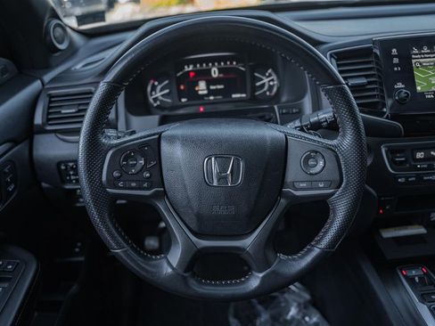 Certified 2023 Honda Passport TrailSport image 30