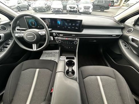 Certified 2025 Hyundai Sonata SEL image 10