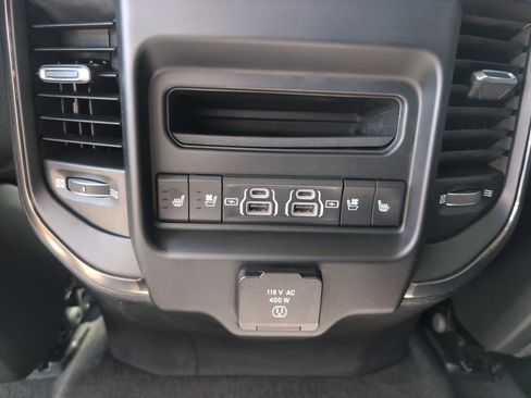 Used 2021 RAM 1500 Limited AWD/4WD image 34