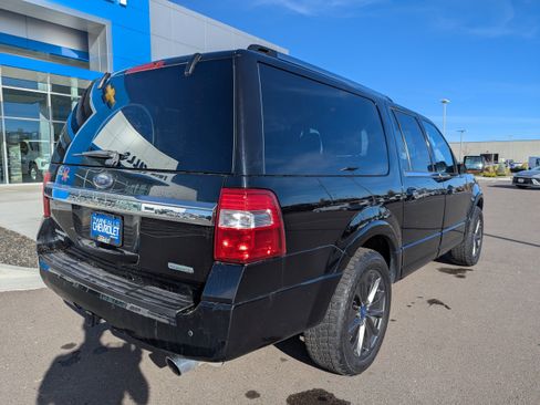Used 2017 Ford Expedition Max Limited image 35
