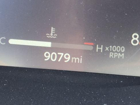 Used 2025 Toyota RAV4 Limited w/ Advanced Technology Package FWD image 28
