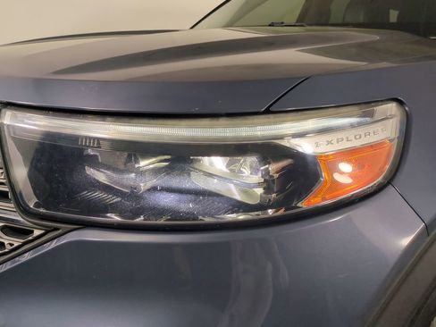 Used 2021 Ford Explorer Limited w/ Hybrid Equipment Group 310A image 10